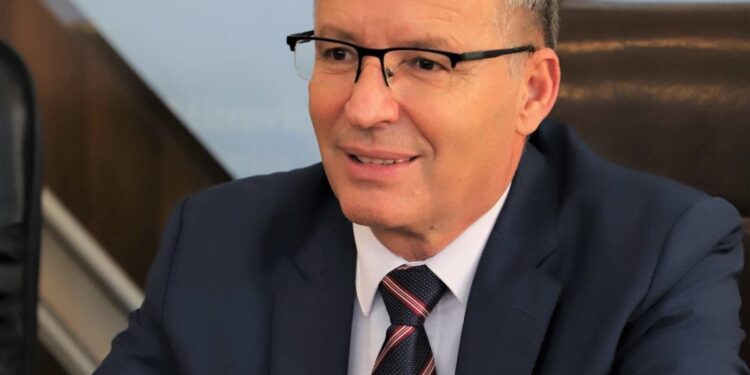 Kryetari Bedri Hamza uron të gjithë besimtarët katolikë për festën e Pashkëve