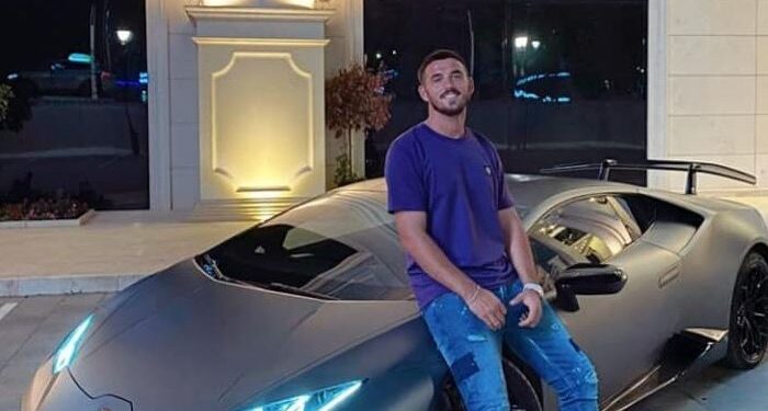 “Babai i tij s’e dha jetën t’i vritet djali pabesisht nga dora e shqiptarit” – Postimi prekës i familjarit të 23-vjeçarit që u vra mbrëmë