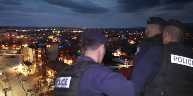 “Në emër të sheriatit Allahu Ekber”/ 50-vjeçari në Vushtrri iu vërsulet me sëpatë 20-vjeçarit pas një konflikti, eskalon situata në sulm