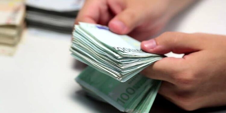 Lajm i mirë: Sot dalin 100 euro shtesë për këtë kategori