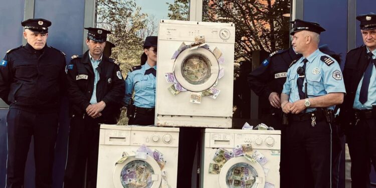 PSD me aksion para Qeverisë: Paratë e shpërlara nga Martini, i sollëm te miku i tij Albini