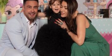 Nora dhe Roberti shihen bashkë në Paris