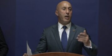Ramush Haradinaj me “ultimatum” ndaj Albin Kurtit: Qysh sot Qeveria me urgjencë të lejoj tërheqjen e mjeteve nga Trusti