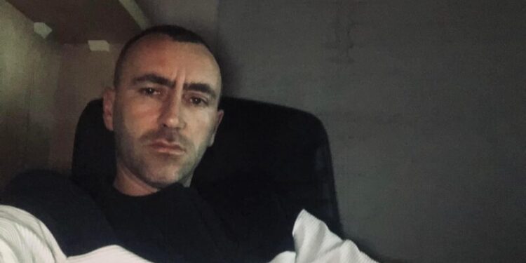 Ky është i riu nga Prishtina që i dha fund jetës së tij, ja çka i tha gruas përmes telefonit në momentet e fundit