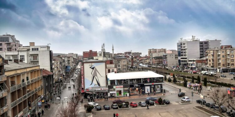 “Shkuam për të blerë drita, por më çoi në motel dhe më dhunoi”, gruaja nga Ferizaj akuzon shtëpiakun, ky i fundit e mohon