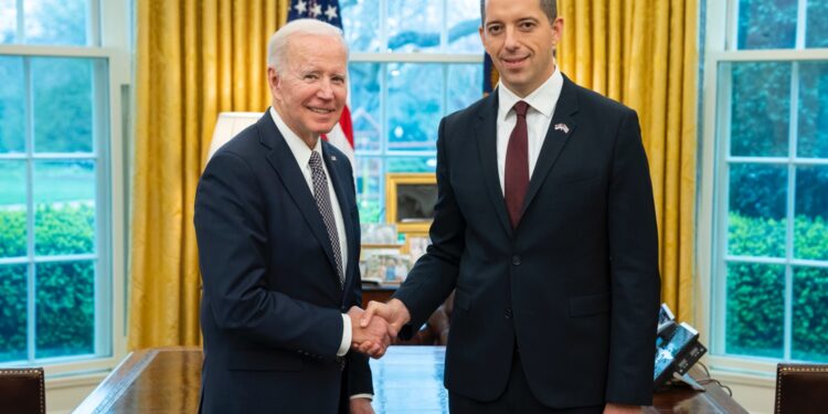 Gjuriq takon presidentin Biden në Shtëpinë e Bardhë: Serbia dhe ShBA kanë marrëdhënie 140 vjeçare