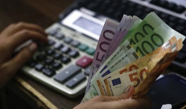 Ky është linku përmes të cilit mund të aplikojnë për 100 euro puntorët e sektorit privat!