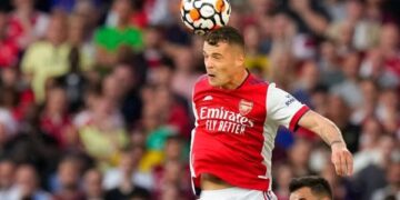 Xhaka, në mesin e 16 lojtarëve që mund të largohen nga Arsenali gjatë verës