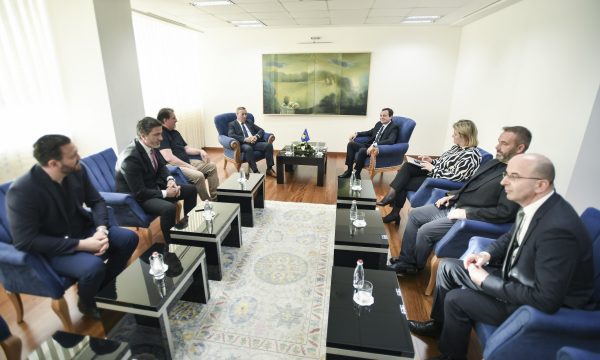 Kurti takohet me delegacionin e bizneseve shqiptare-gjermane, tregon kur do të funksionalizohet Gjykata Komerciale