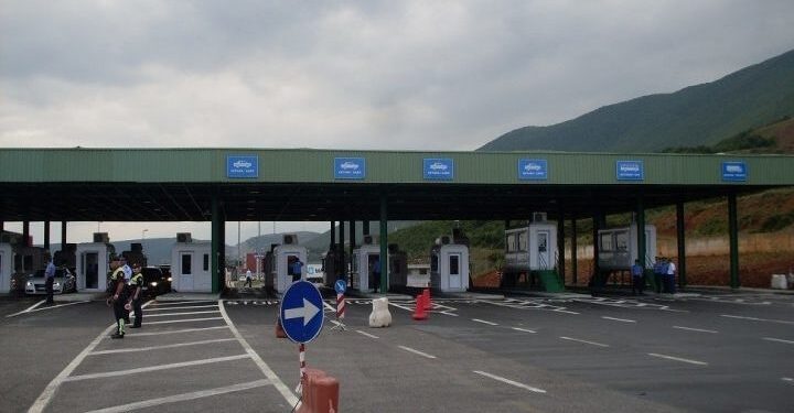 “Mos hajde pa 250 mijë”, zbardhen përgjimet e policëve të arrestuar në Morinë