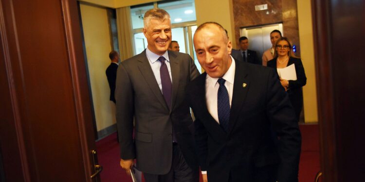 Raporti i Freedom House: Thaçi e Haradinaj, figura të lidhura me krimin e organizuar dhe korrupsionin