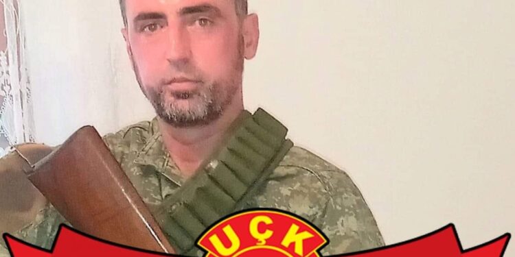 Pas shpërthimeve në veri të Mitrovicës, reagon ish-ushtari i UÇK-së: Nëse vetëm një shqiptar lëndohet ju betohem se do të ju përgjigjem shumë keq