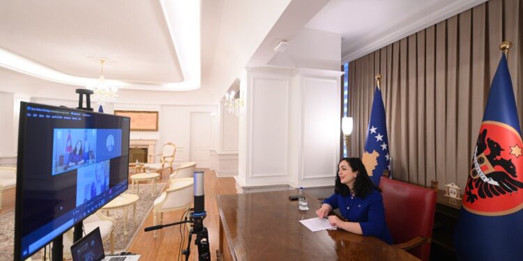 Osmani bisedon me presidenten e Parlamentit Evropian për situatën në Ukrainë dhe rajon