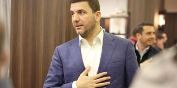 Memli Krasniqi: I shpëtuam rreth 450 mijë familje nga shtrenjtimi i rrymës