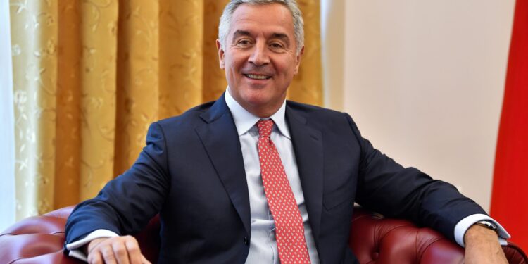 Presidenti Milo Gjukanoviq nesër në Kosovë, zbulohet agjenda e takimeve