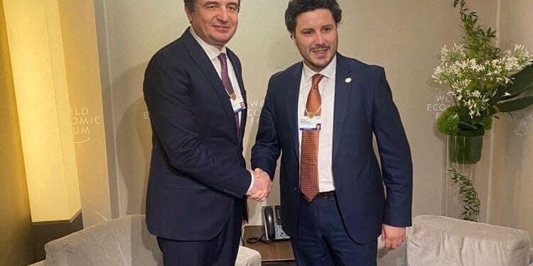 Kurti e takon Abazoviqin për herë të parë pasi u bë kryeministër: Nuk përmendet Demarkacioni
