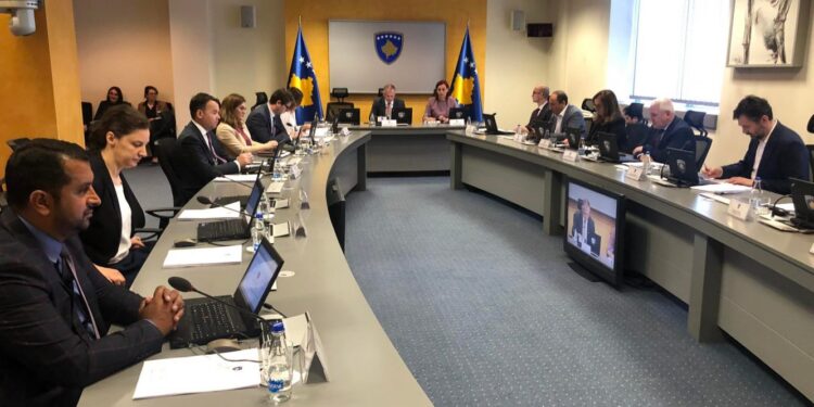 Besnik Bislimi në karrigen e kryeministrit, i vendos sanksione Rusisë dhe Bjellorusisë