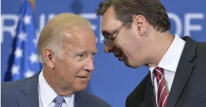 Biden i shkruan letër Vuçiqit: Normalizo raportet me Kosovën