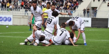 Liria dhe Vushtrria sot luftojnë për të siguruar barazhin për inkuadrim në Superligë