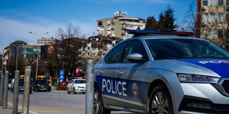 Ky është polici që vrau vëllain e tij me armë zjarri