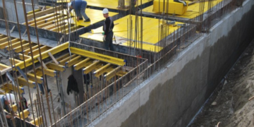 Pa kontrata e pa kontribut në Trust, sa për qind e punëtorëve paguhen kesh në Kosovë