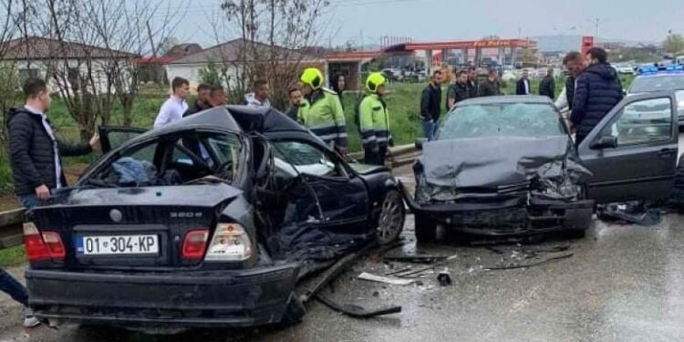 E dhimbshme: Viktimat e aksidentit në Drenas janë një fëmijë dhe një grua
