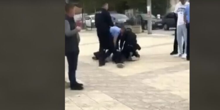Arrestohen dy nxënës në protestën e maturantëve në këtë qytet të Kosovës
