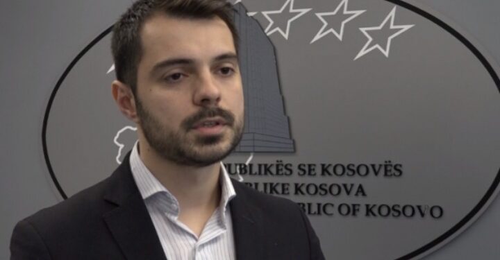 Zëdhënësi i Qeverisë: Nuk ka ndodhur askund në botë të tërhiqen mjetet e Trustit, është varfërim i qytetarëve në pleqëri