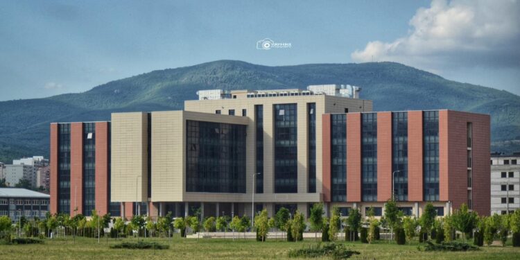 Arrestohet profesori i Universitetit të Mitrovicës “Isa Boletini”, dyshohet se pranoi ryshfet