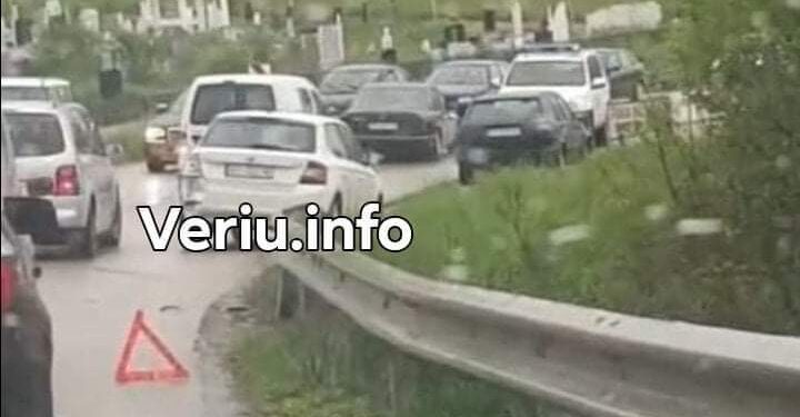 Aksident edhe në Ozdrim të Pejës, bllokohet komunikacioni (Foto)