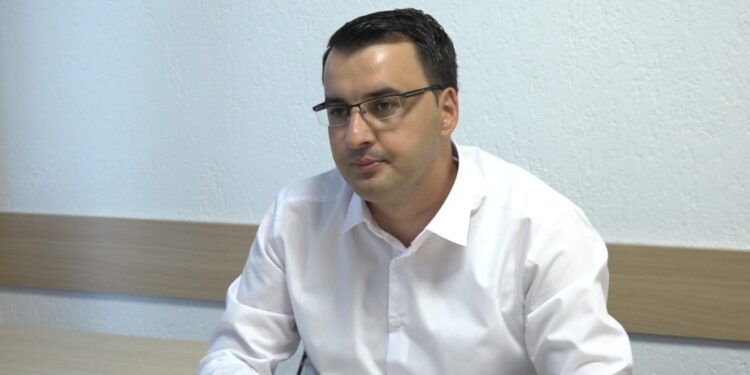 Mazreku: Na ka mbetur vetëm anëtarësimi në Byronë e Kartonit të Gjelbër