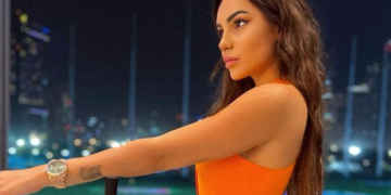 Kush është këngëtarja shqiptare që pagoi 86 mijë euro vetëm për një veshje