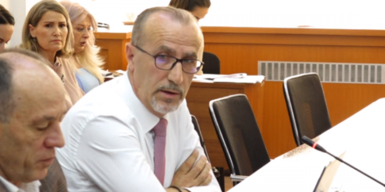 Haxhiu: Tani është hapur rruga që Projektligji për Trustin të shqyrtohet në Kuvend, uroj që të mos ketë presione