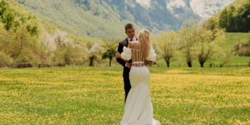 Martohen Genc Prelvukaj dhe Eni Koçi