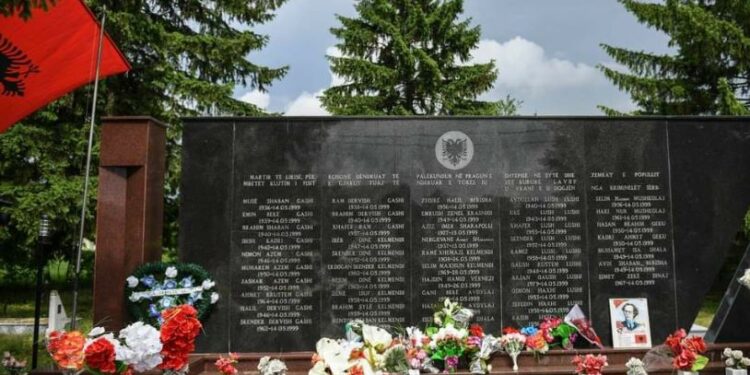 23 vjet nga masakra në Qyshk