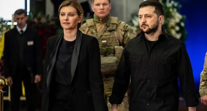 Për herë të parë që nga nisja e luftës, Zelensky fotografohet përkrah gruas së tij