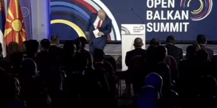 Momenti i sikletshëm i Edi Ramës në Ohër