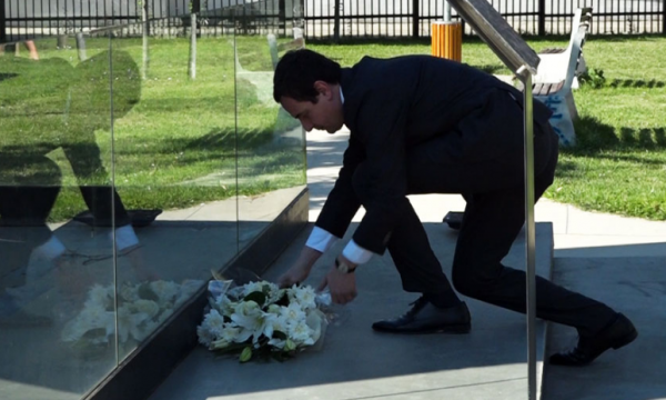 Kurti bën homazhe tek Busti “Heroinat”, vlerëson lart kontributin e gruas në shoqëri
