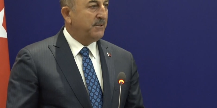 “Po investojnë në media, po infiltrohen në shtet”, ministri i Erdoganit i ankohet Kosovës për diçka