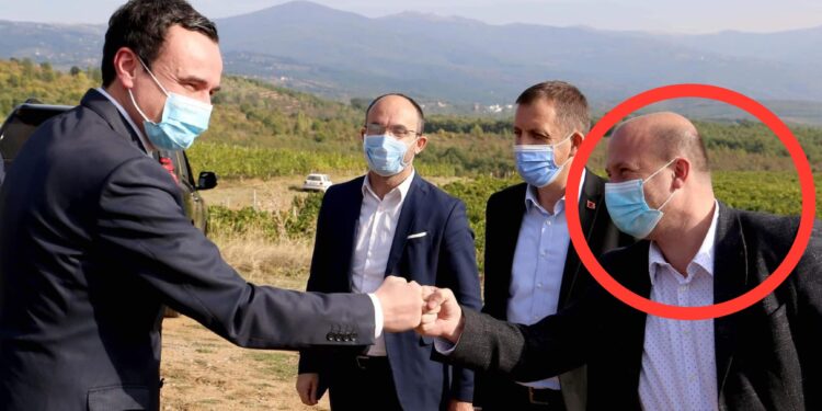 U arrestua për dallavere me subvencione, asamblisti i VV-së akuzonte ish pushtetet për korrupsion, kërkonte Vetting