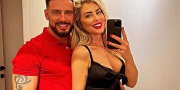 Publikohet fotografia e parë e përbashkët e Robertit dhe të dashurës së tij, Laureta Maqedonci