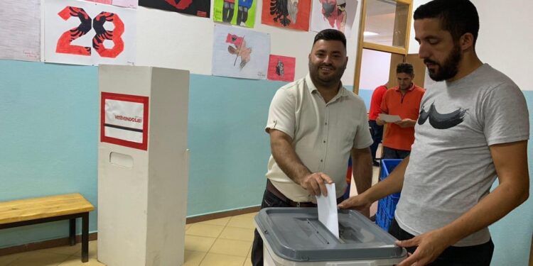 Sylejman Meholli zgjedhet kryetar i pikës së Vetëvendosjes në Akrashticë të Vushtrrisë