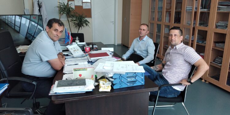 Drejtori i Shkollës së Mjekësisë, Gani Rama e pret në vizitë këshilltarin e ambasadorit të shtetit bullgar