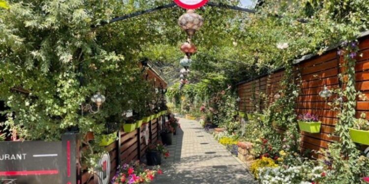 Lokali në Prishtinë ua bën “me viza” hyrjen shtetasve të BE-së