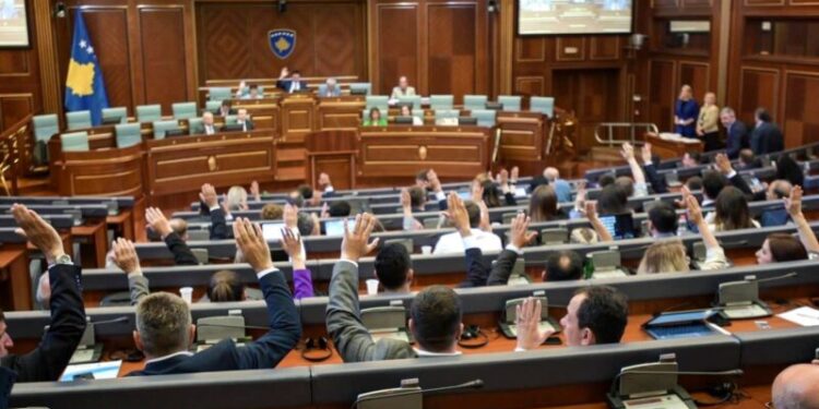 Edhe një deputete premton votën pro tërheqjes së 30% të Trustit – Shkak rritja e çmimeve