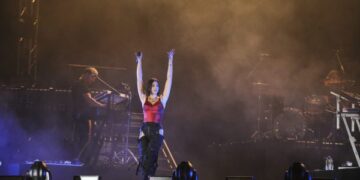 Sa po fitojnë artistët në botë nga koncertet? Kaq paguhet Dua Lipa