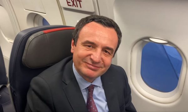 Kurti nis një vizitë tjetër, paralajmëron takime të nivelit të lartë