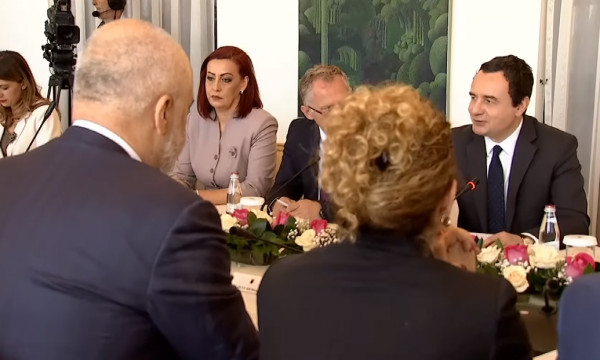 Nuk mungojnë batutat e Ramës: Prej se erdhi VV në pushtet po kurseni, nuk i shoh germat në marrëveshjen e MASHT-it
