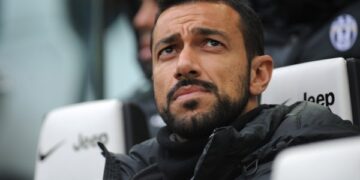 ​Sulmuesi italian sfidon Ibrën, rinovon kontratën në moshën 40-vjeçare