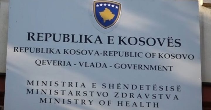 Zyrtarja e Ministrisë së Shëndetësisë, u pagua rreth 2 mijë euro më shumë për pushimin e lehonisë